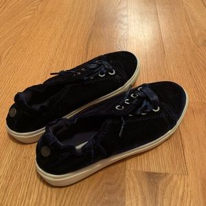 Slip on Steve Madden sneakers